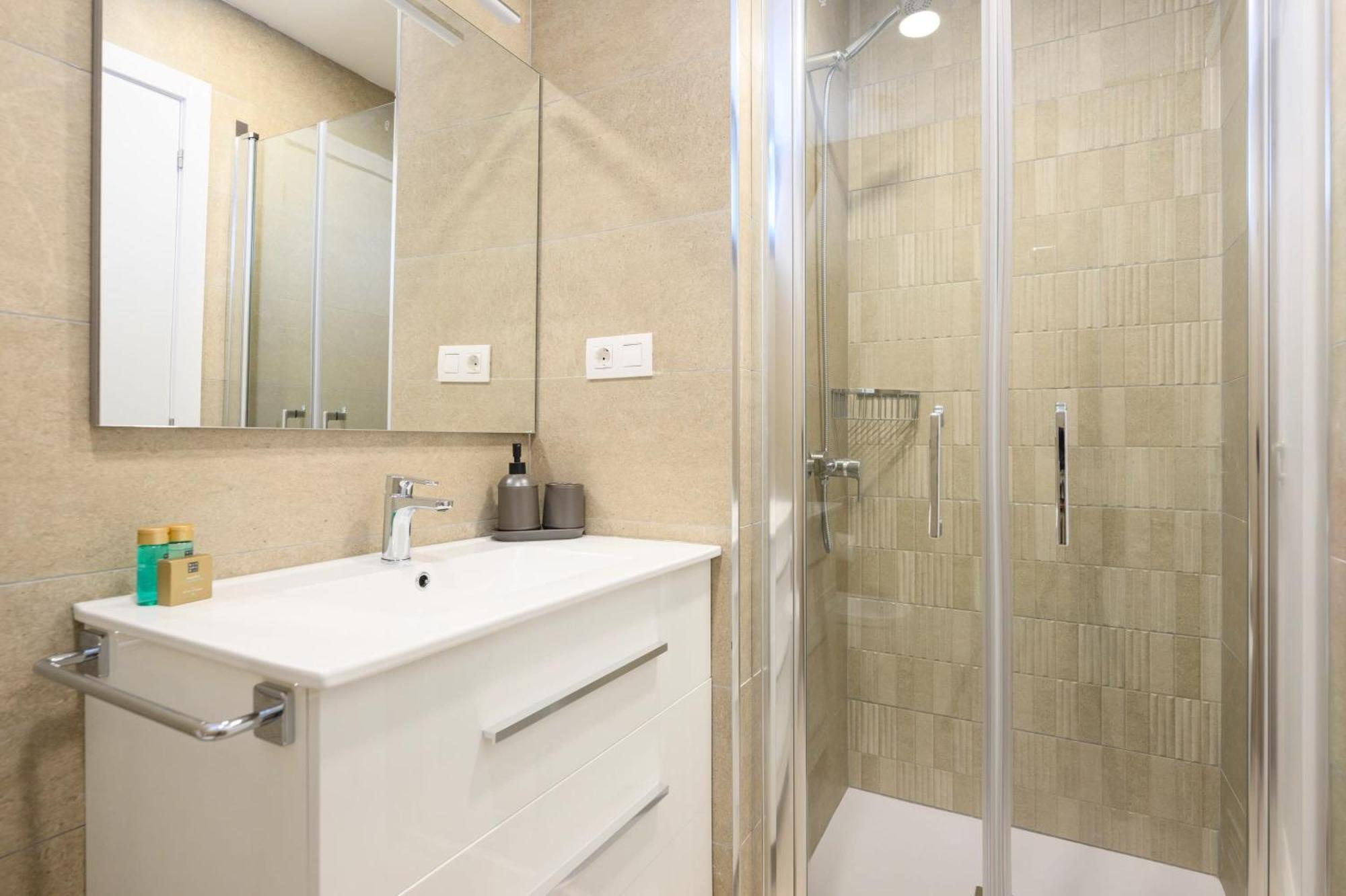 Brand New 2Br With Auto Check-In Daire Las Palmas de Gran Canaria Dış mekan fotoğraf